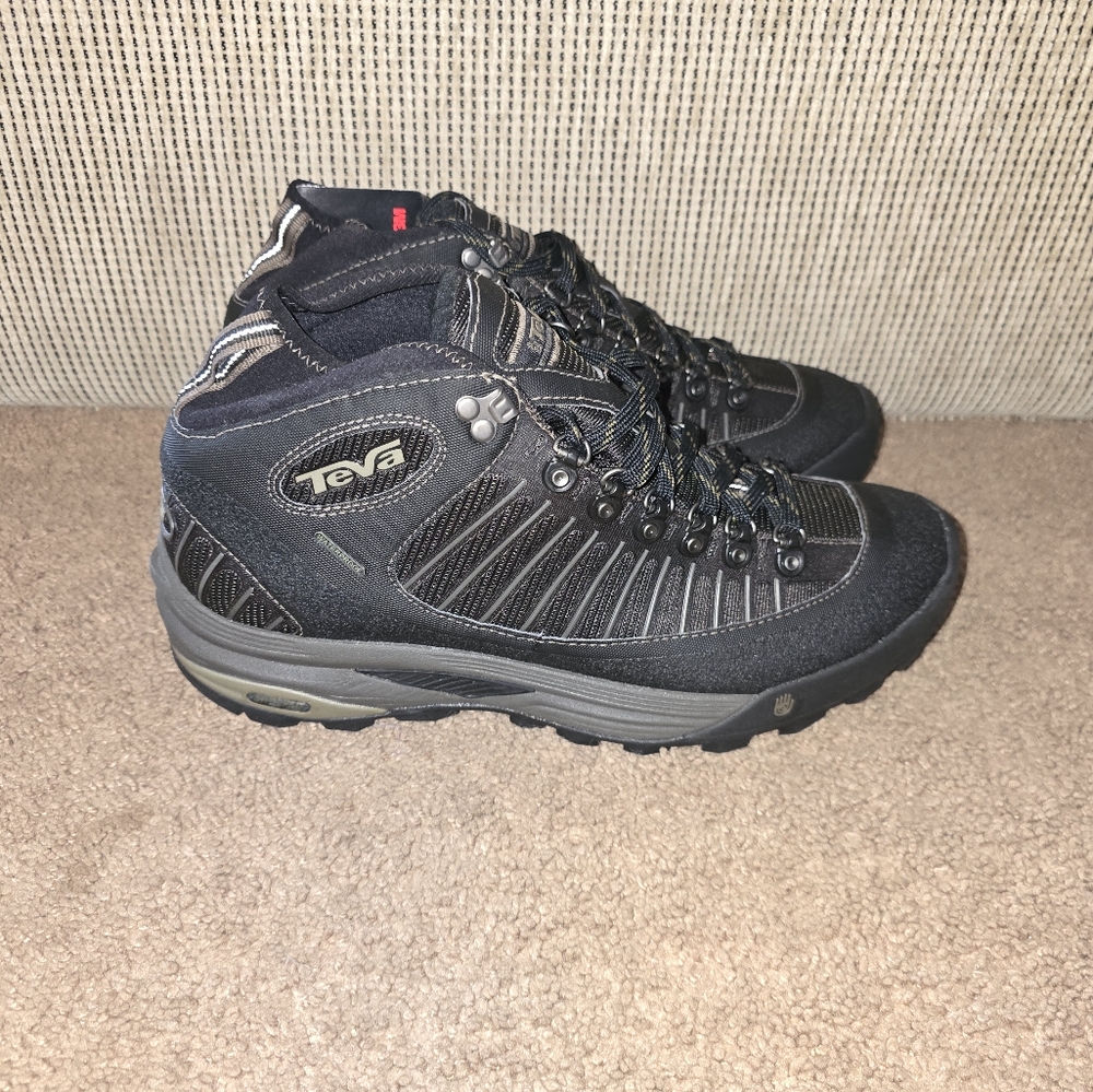 Teva Forge Pro Mid Hiking Boots Men's Size 9.5
